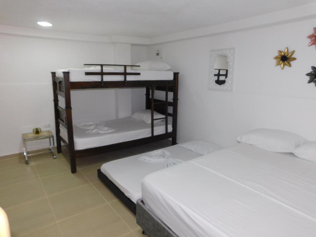 El Velero Apartamentos By Danp ซันตามาร์ตา ภายนอก รูปภาพ