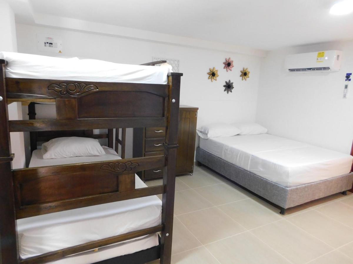 El Velero Apartamentos By Danp ซันตามาร์ตา ภายนอก รูปภาพ