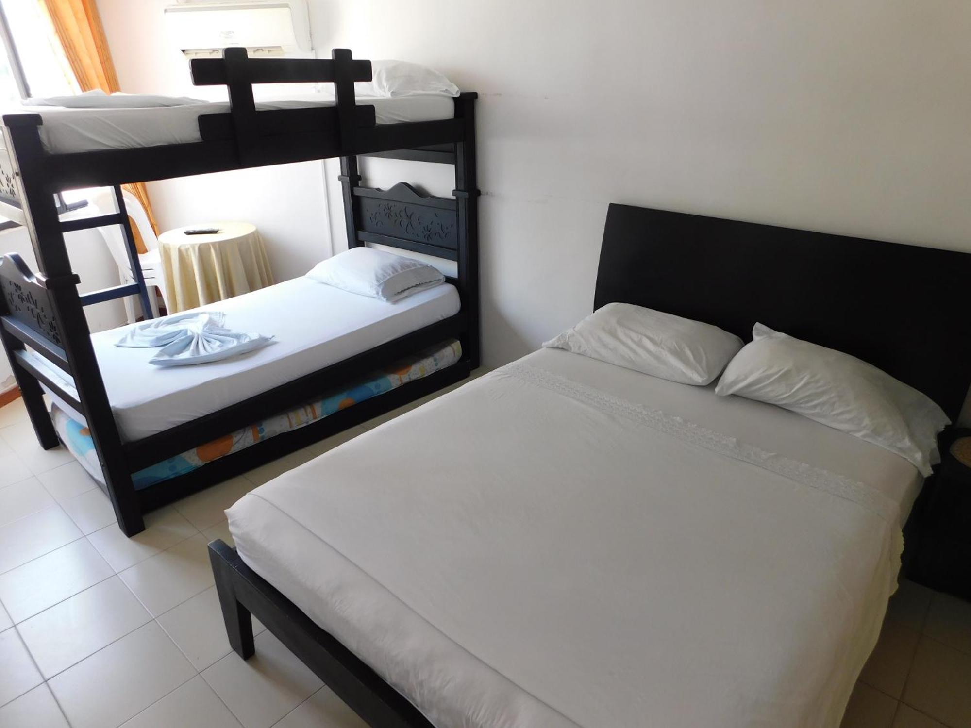 El Velero Apartamentos By Danp ซันตามาร์ตา ภายนอก รูปภาพ