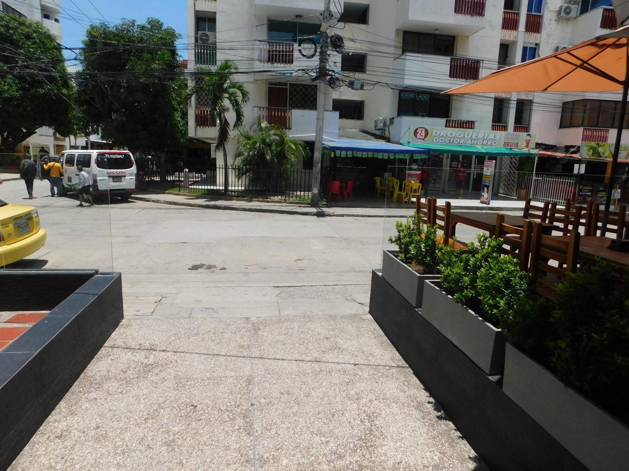 El Velero Apartamentos By Danp ซันตามาร์ตา ภายนอก รูปภาพ