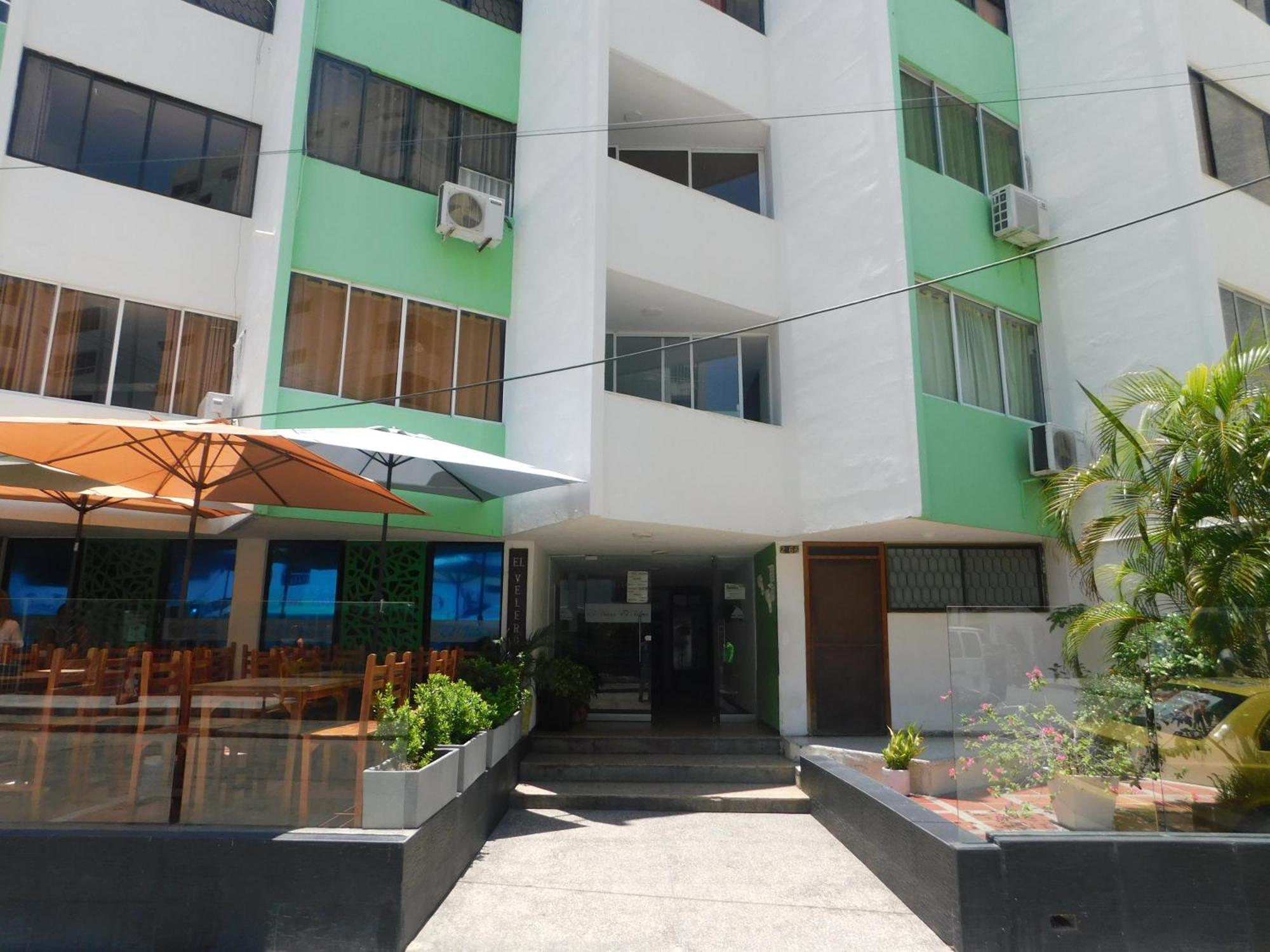 El Velero Apartamentos By Danp ซันตามาร์ตา ภายนอก รูปภาพ
